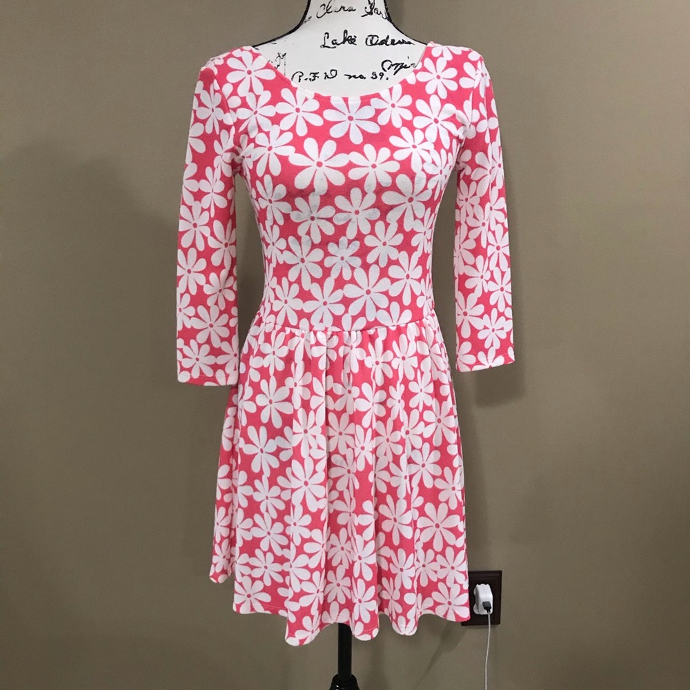 Boutique | Pink & White Floral Dress